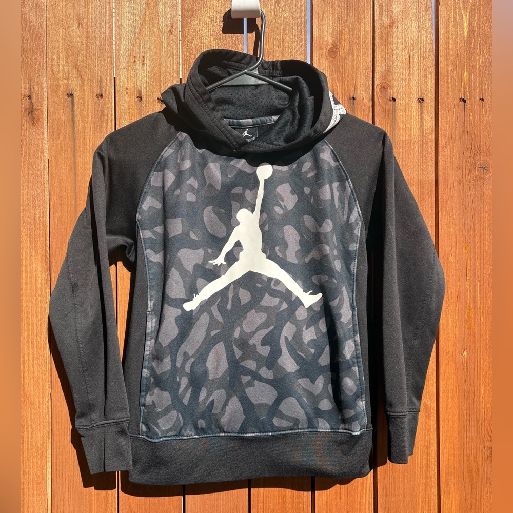 Air Jordan Black Camo Graphic Therma-Fit Hoodie (M)